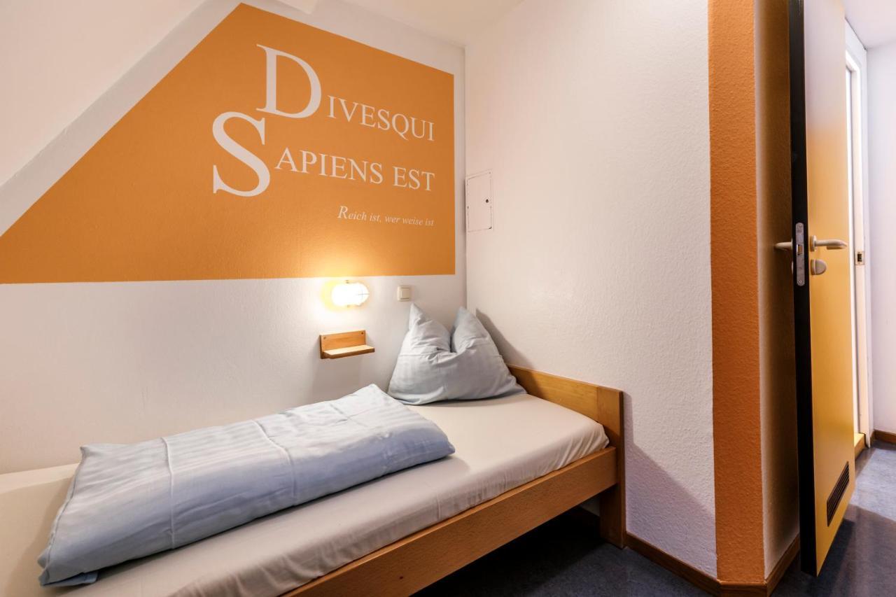 Jugendherberge Regensburg Auberge de jeunesse *