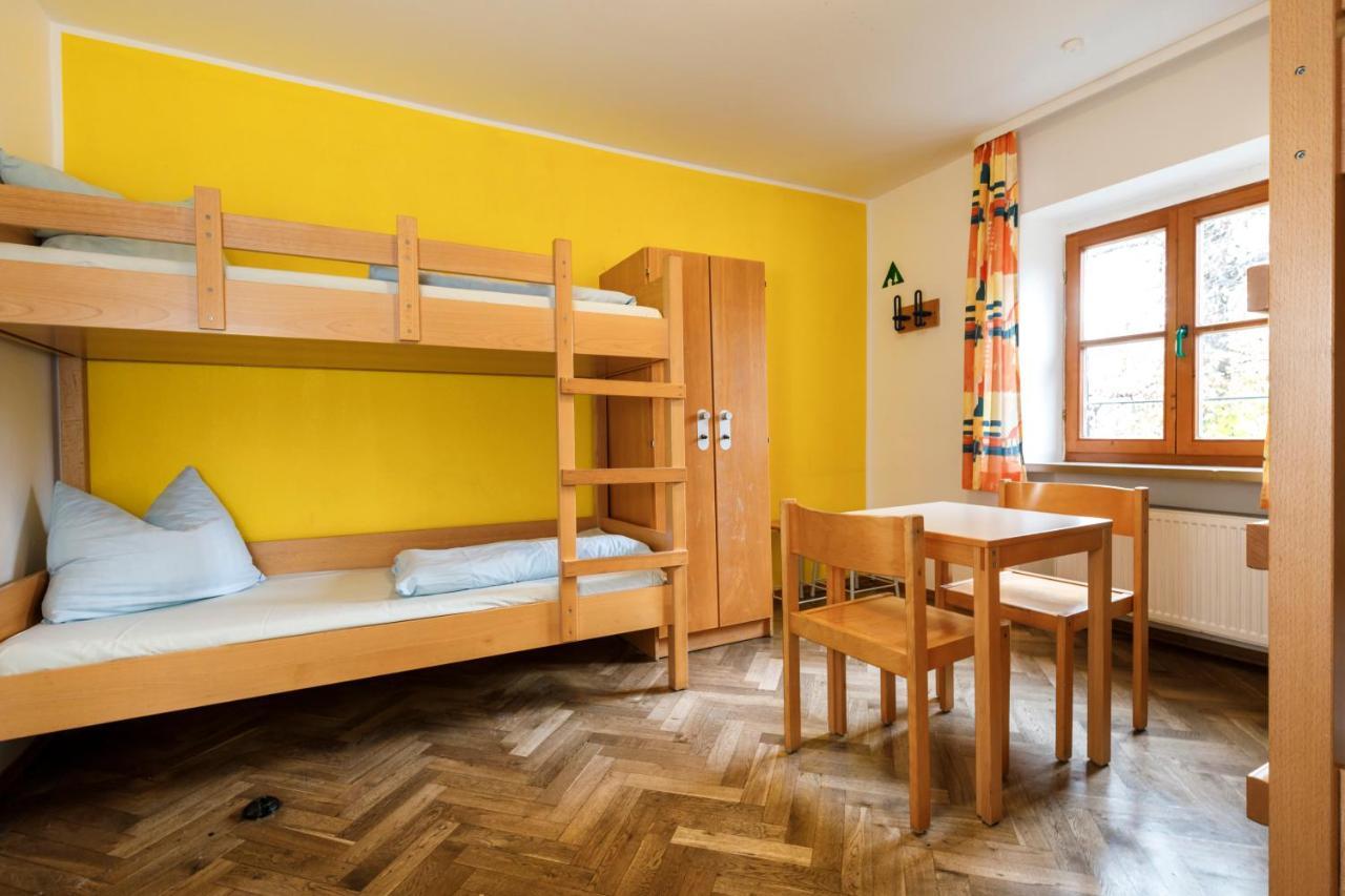 Jugendherberge Regensburg Auberge de jeunesse *